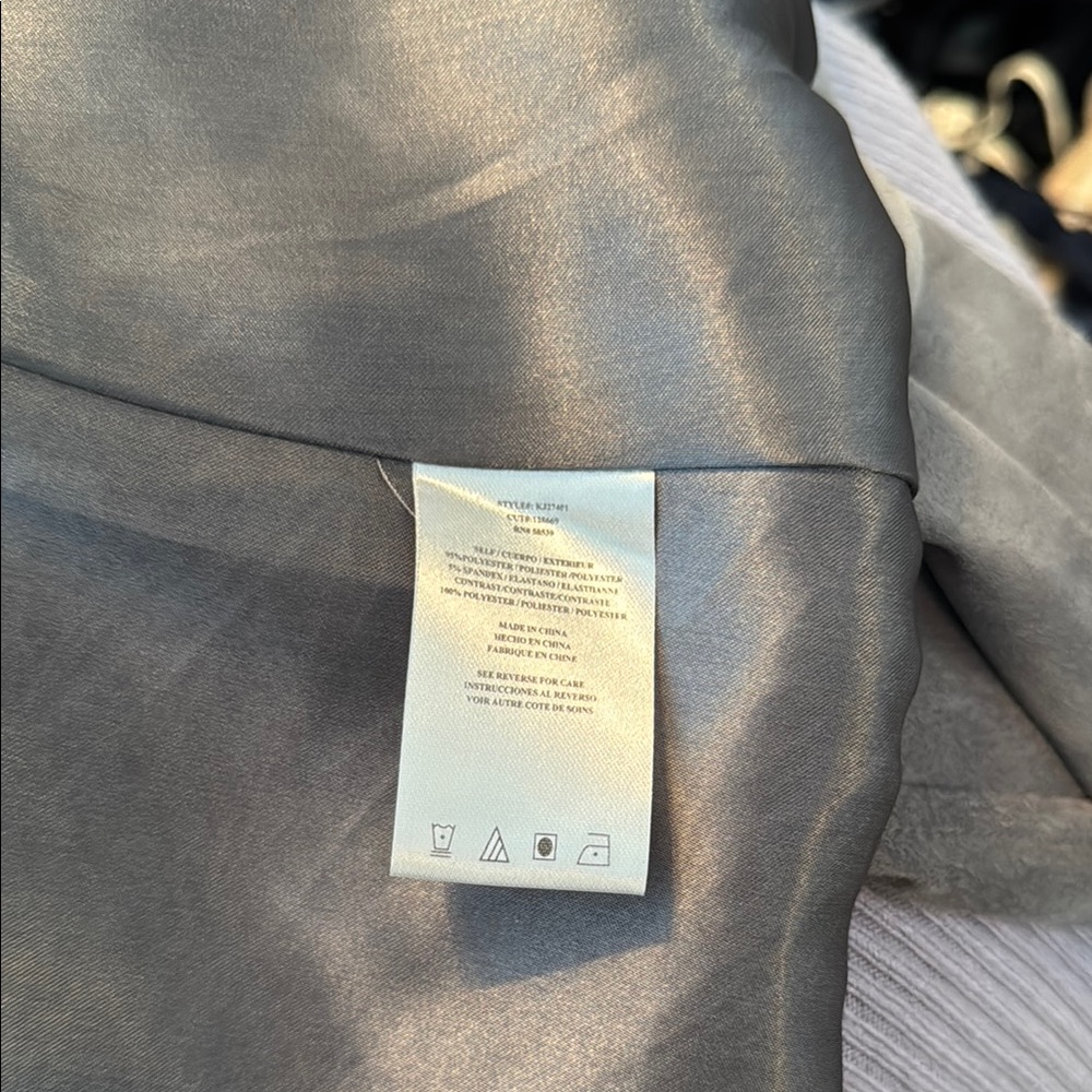 Women's Gray faux Suede Jacket - Picture 5 of 5